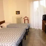 Amigos 3*