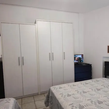 Amigos Hotell 3*